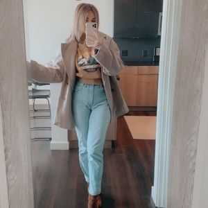 Meet your Posher, Maggie